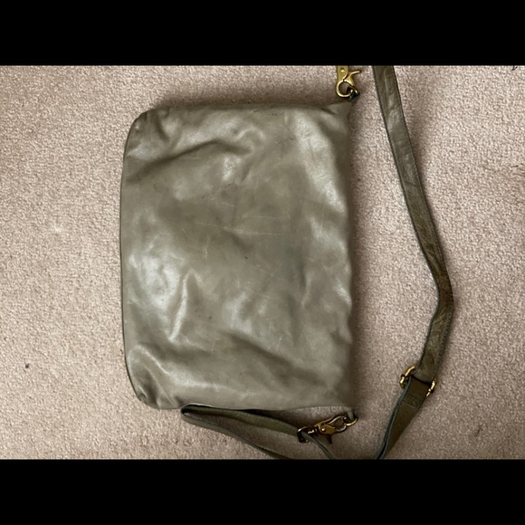 Tory Burch Fold Over Crossbody - Grey - Picture 6 of 9